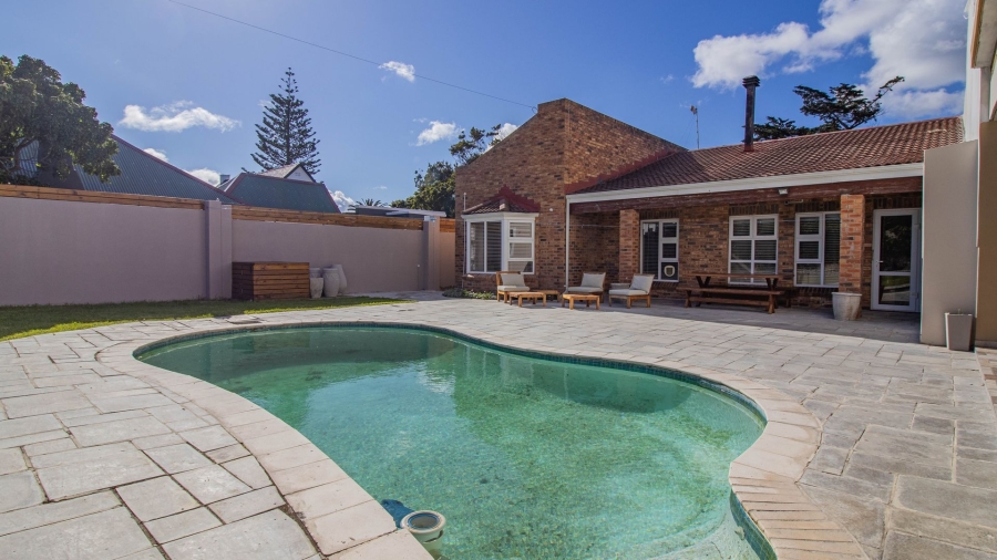 3 Bedroom Property for Sale in Westcliff Western Cape